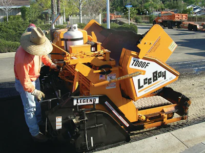 1000fasphaltpaver 10087853