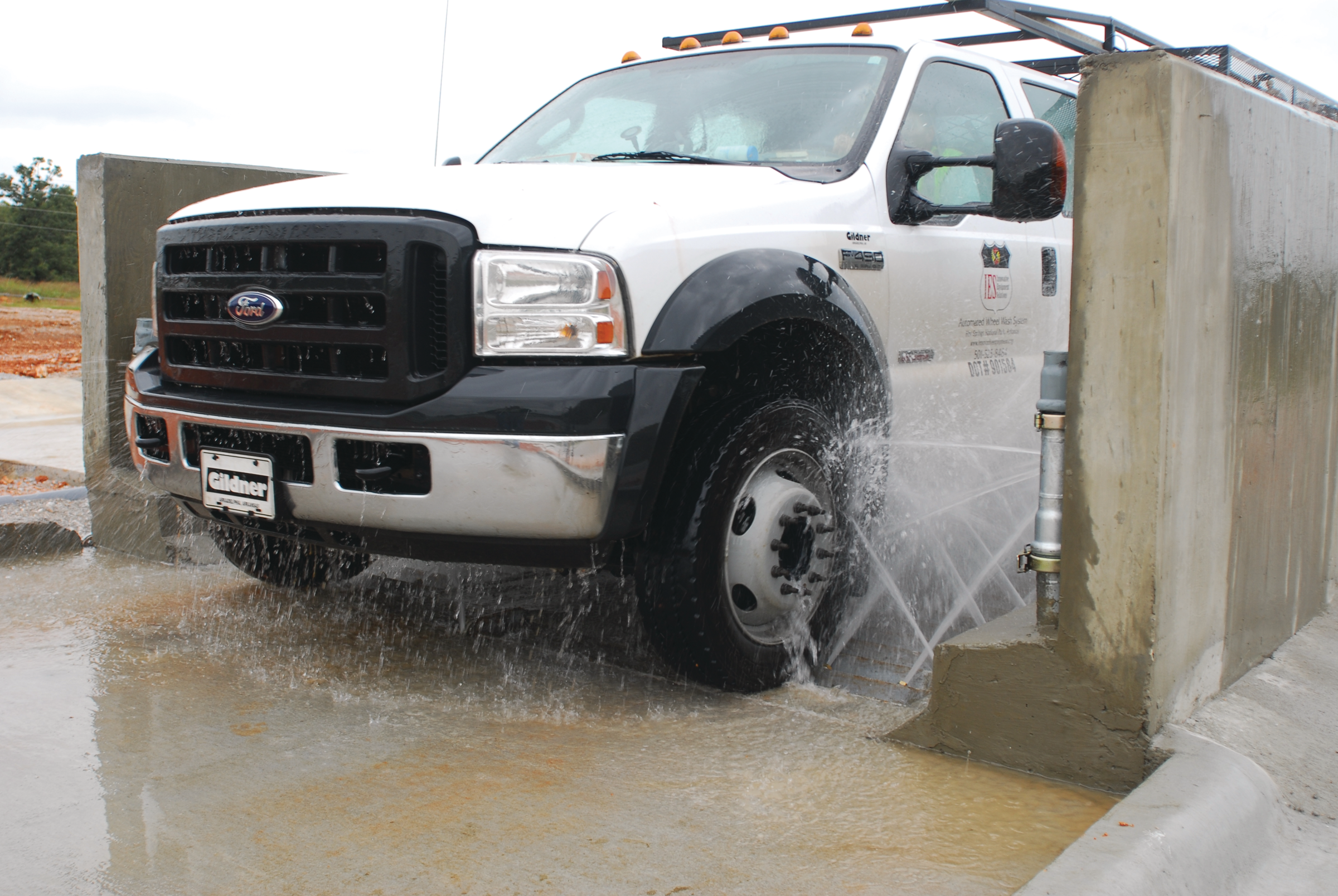 Neptuneautomatedwheelwashsystem 10089565