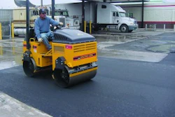 The move from static to vibratory rollers, like many of the innovations contractors see in commercial rollers, began in the larger highway models and 'trickled down' to the smaller rollers.
