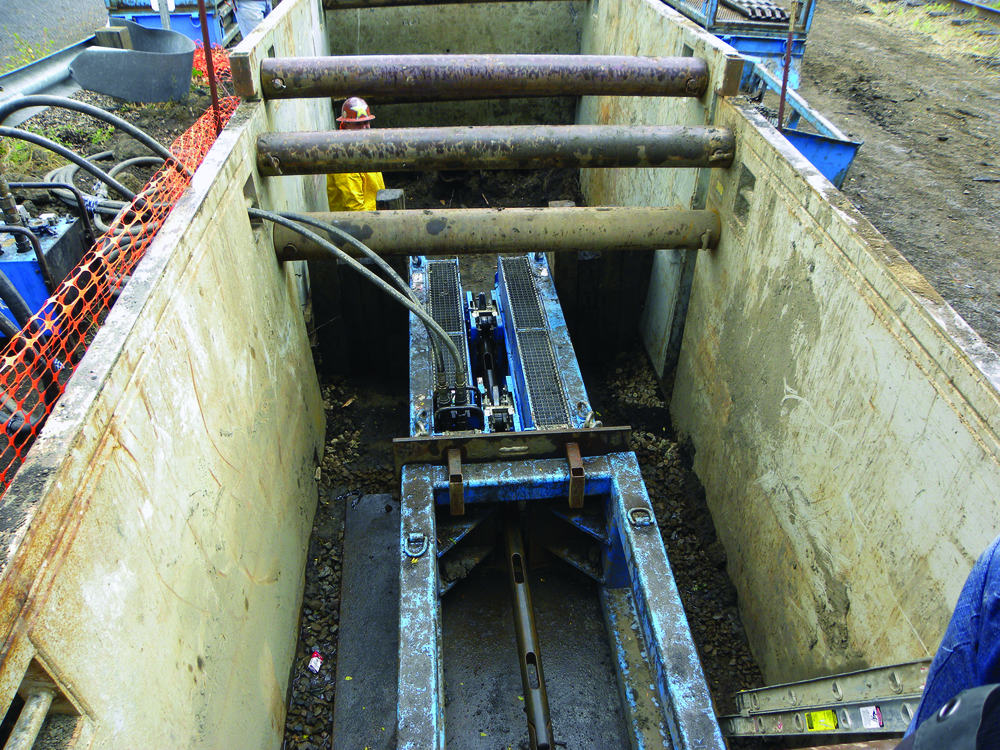 A Grundoburst 1250 G static bursting machine was used to replace a 12-in. steel water main in St. Helena, CA.