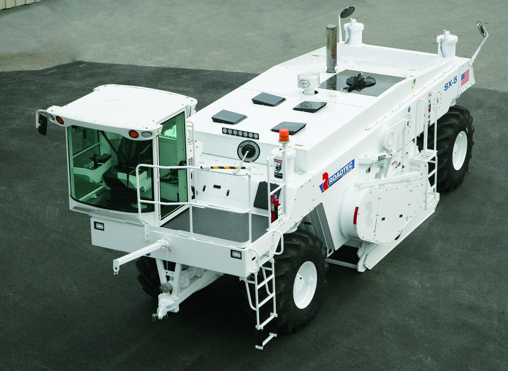 The SX-5 Stabilizer/Reclaimer features a 540-hp CAT C15 engine and complies with Tier 4 and Stage IIIb emission standards.