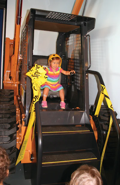 Casechildrensmuseumchildtwo 10369231
