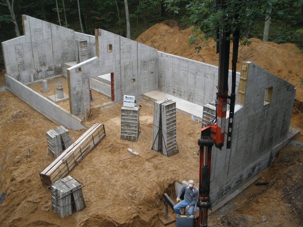 Kelder LLC used Thermomass to help insulate the two side concrete walls of this woodshop.