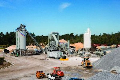 Dunn Roadbuilders invest in a new plant to address productivity limitations and reclaimed asphalt pavement usage at Petal, MS location