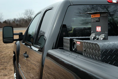 The 2013 bi-fuel Chevrolet Silverado and GMC Sierra offer an option to carry 17 gallons of compressed natural gas (CNG) in addition to 36 gallons of gasoline.
