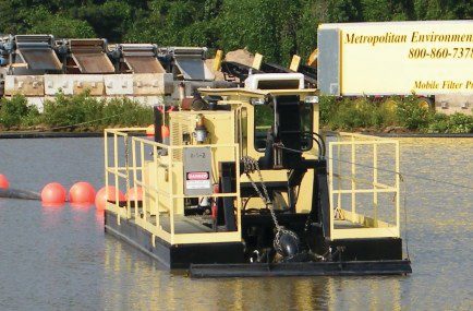 Dredging and dewatering the Quarles Raw Water Reservoir in a six-month time frame meant doubling the equipment normally used for a project like this one. One piece of equipment used in the dredging process was the Mud Cat SP-815.