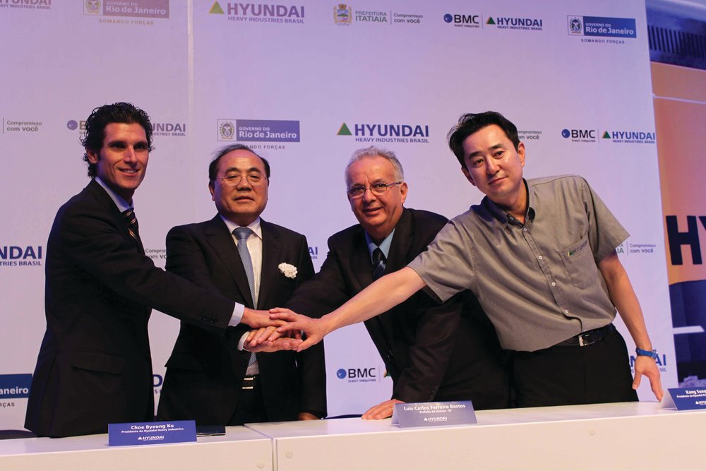 Dignitaries from Hyundai Heavy Industries Co., Ltd, BMC, the state of Rio de Janeiro and the city of Itatiaia attend a completion ceremony for HHI’s first construction equipment factory in Brazil.