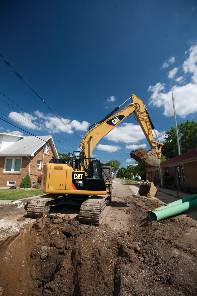 As urban communities expand, working space has become more restricted. Reduced and zero tailswing excavators are capable of performing well in congested areas.