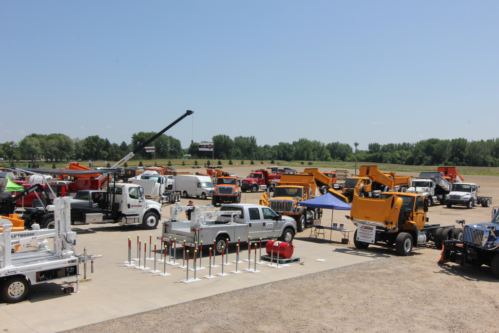 More than 300 key people from MN-DOT, multiple county, township, and city agencies, attended this event.