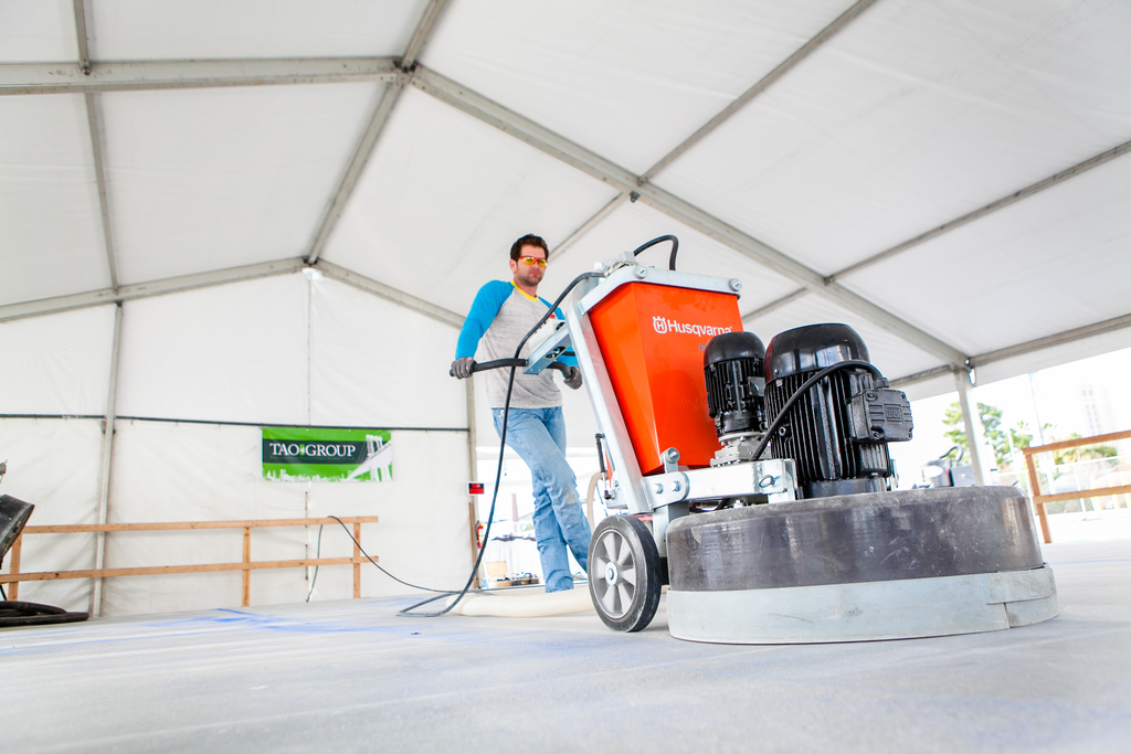 Redden Concrete of Dallas, Texas, performs work with the PG 820.