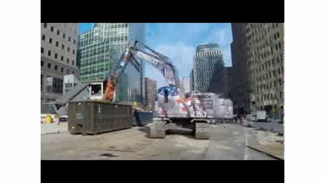 KOBELCO SK350 at Freedom Tower in NYC: Part 1