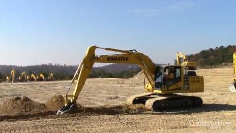 Video: Features of the Komatsu PC210LCi-10 Intelligent Machine Control Excavator