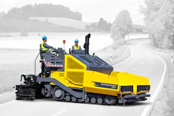 The new F800t tracked asphalt paver joins the company’s 10-foot highway class paver range.