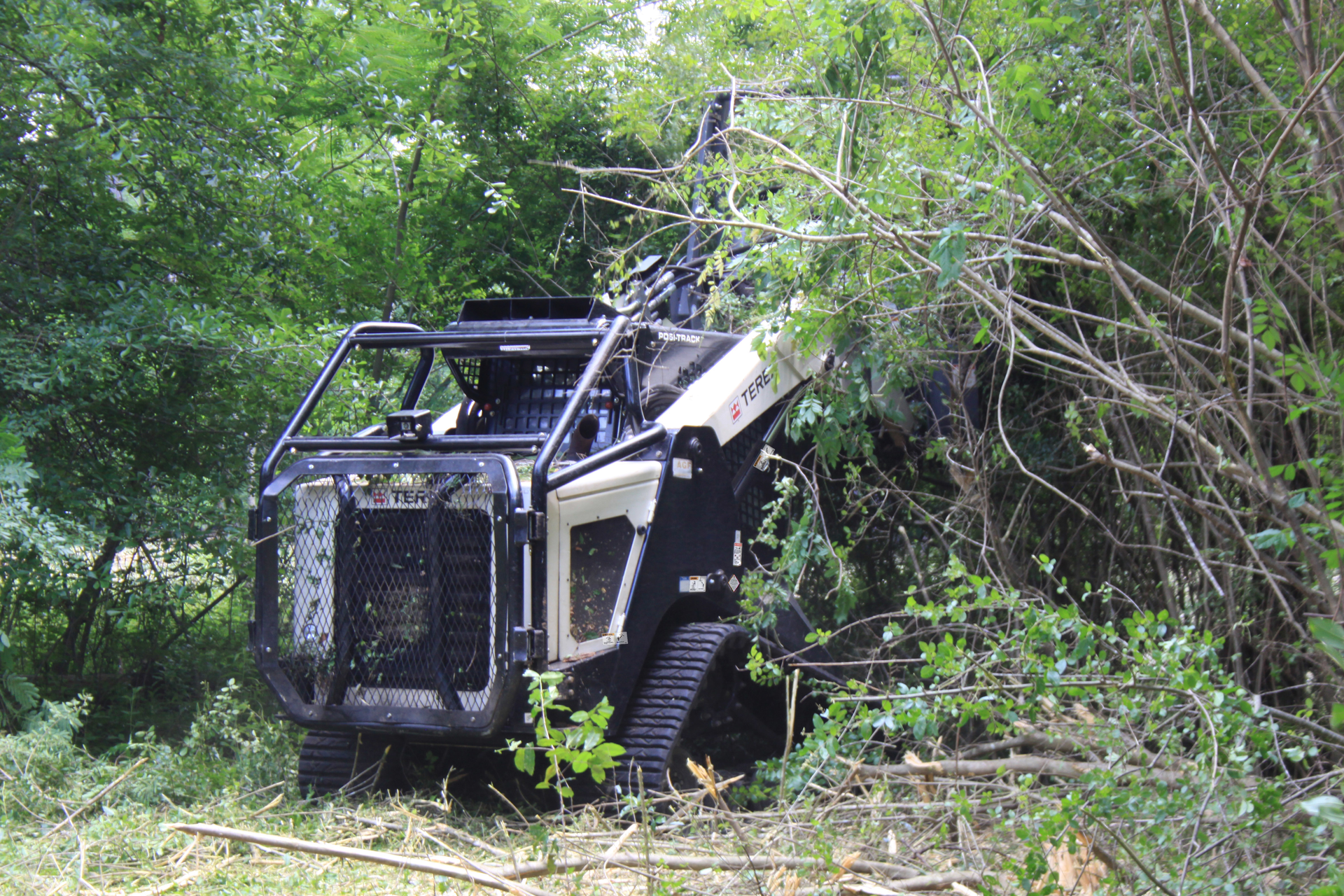 Compact track loaders and skid steers are available with forestry packages that provide additional protection in this harsh operating environment.