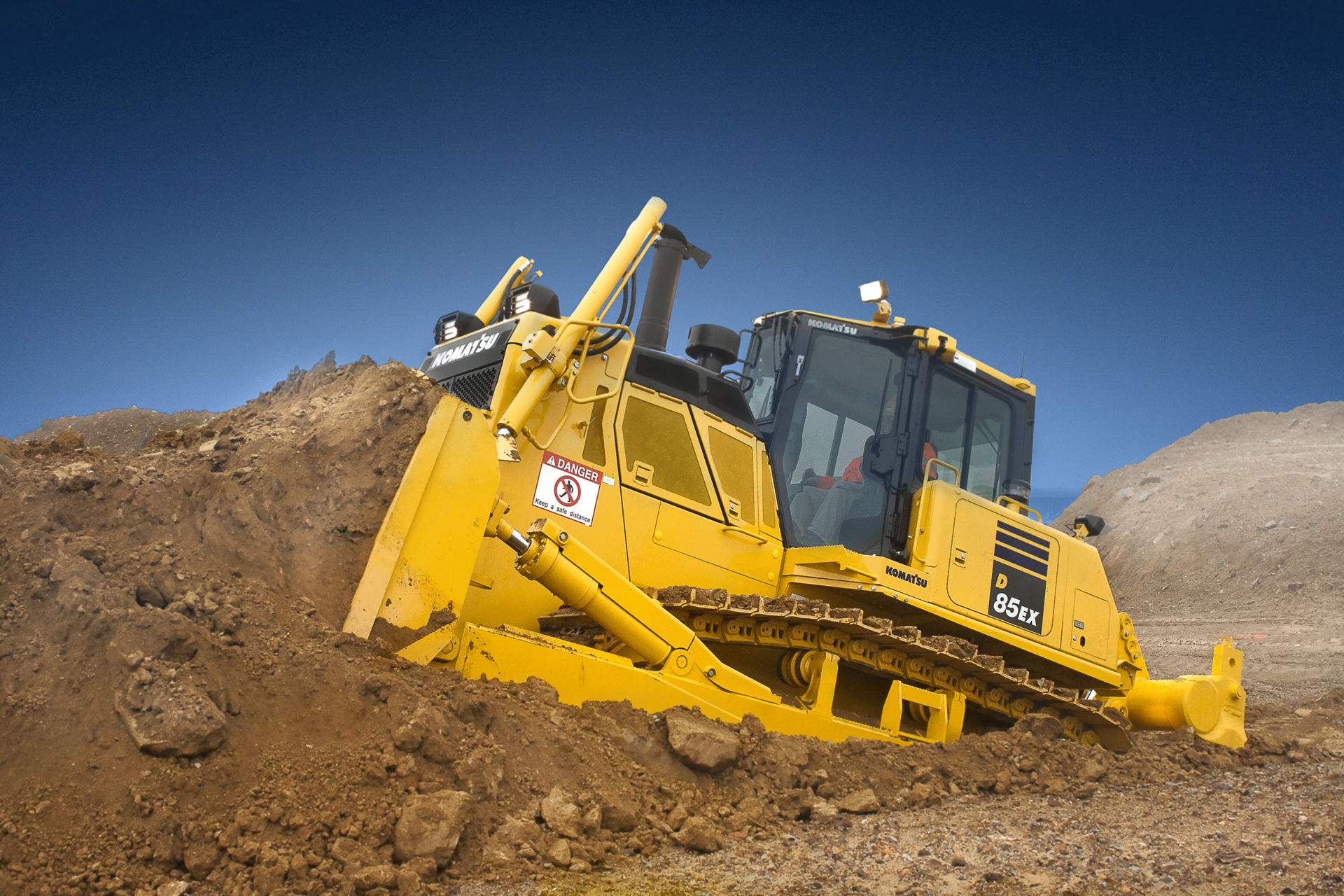 Komatsu D85 18 EX dozer