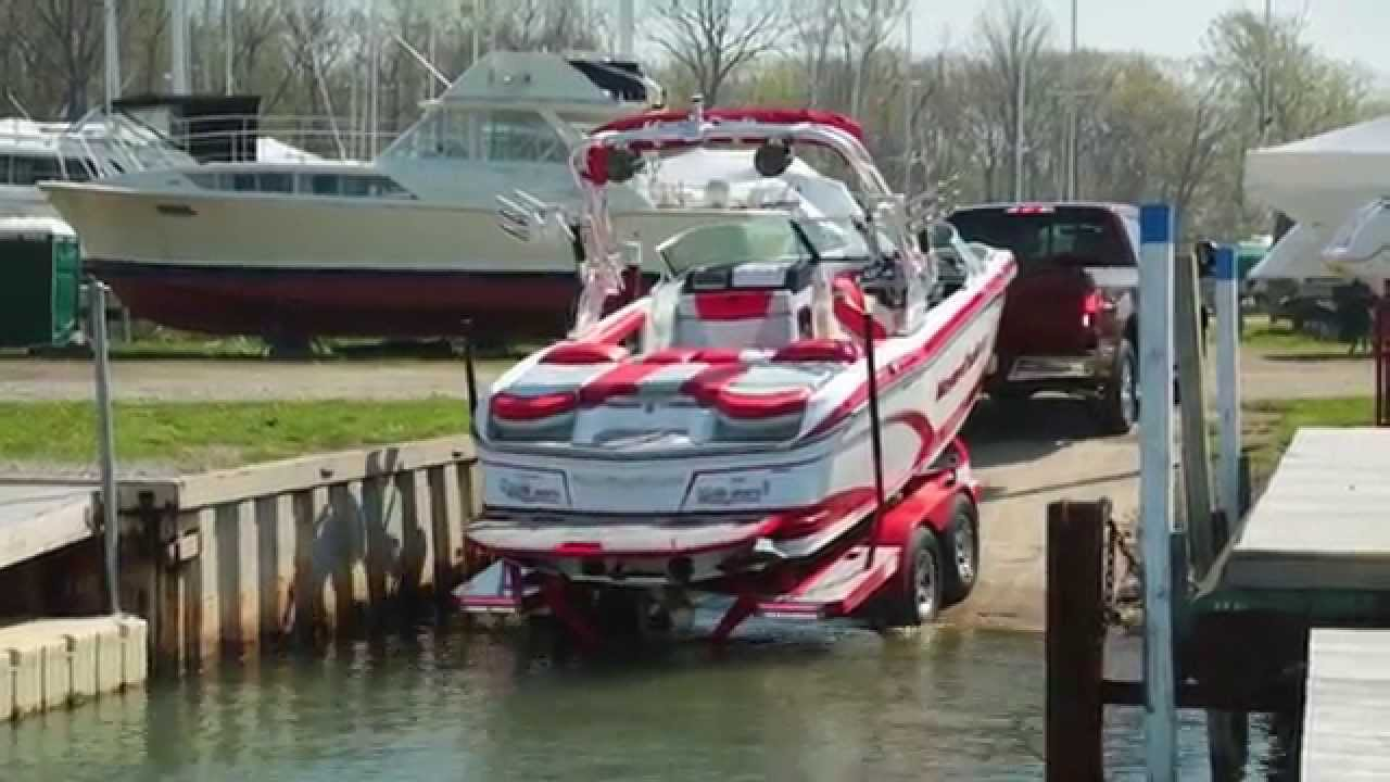 [VIDEO] How Ford's New 2016 F-150 Pro Trailer Backup Assist Works