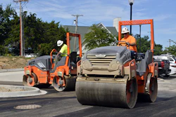 The Compact Line HD 12 VO and HD 14 VO rollers speed compaction using Hamm oscillation technology.