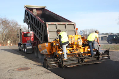A mill-and-fill paving demonstration sponsored by Collaborative Aggregates in Wellesley, Mass., utilizes HMA containing 40% RAP and Delta S asphalt rejuvenator.