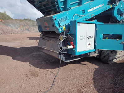 Powerscreen Warrior 1400XE Powered by Premiertrak 600 jaw crusher 57057ce10636c