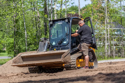 JCB D S Lanscaping 6222 5792100de1466