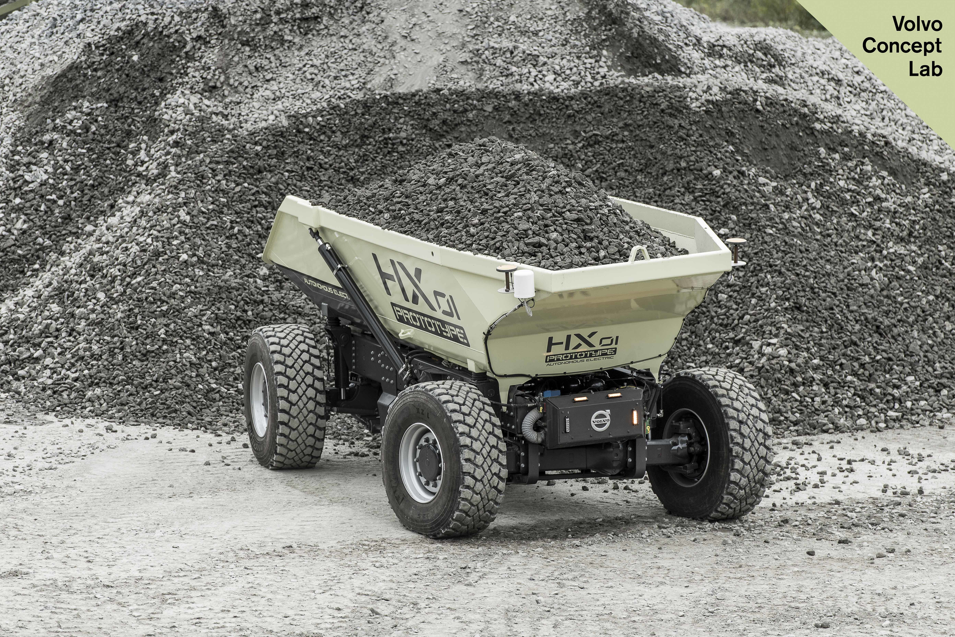 2 Volvo Construction Equipment s concept HX1 autonomous battery electric load carrier 57e05b0153ffd
