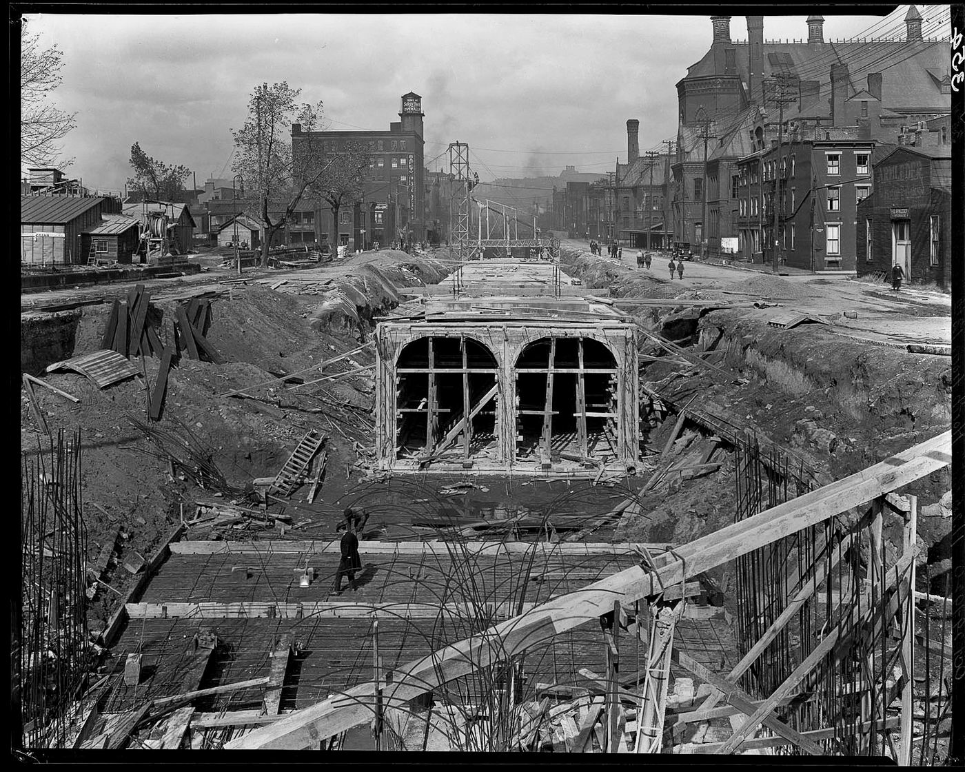 The city of Cincinnati started to build a rapid transit system in the 1920s but only completed seven miles of subway lines before the project was abandoned.