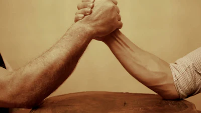 Armwrestling 5894c3470123e