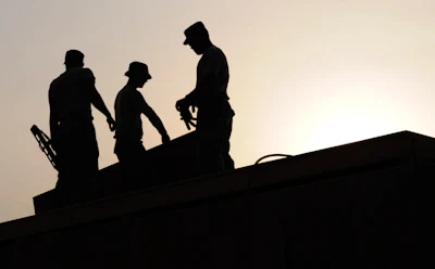 Workers Construction Site Hardhats 38293 595f9930987ff