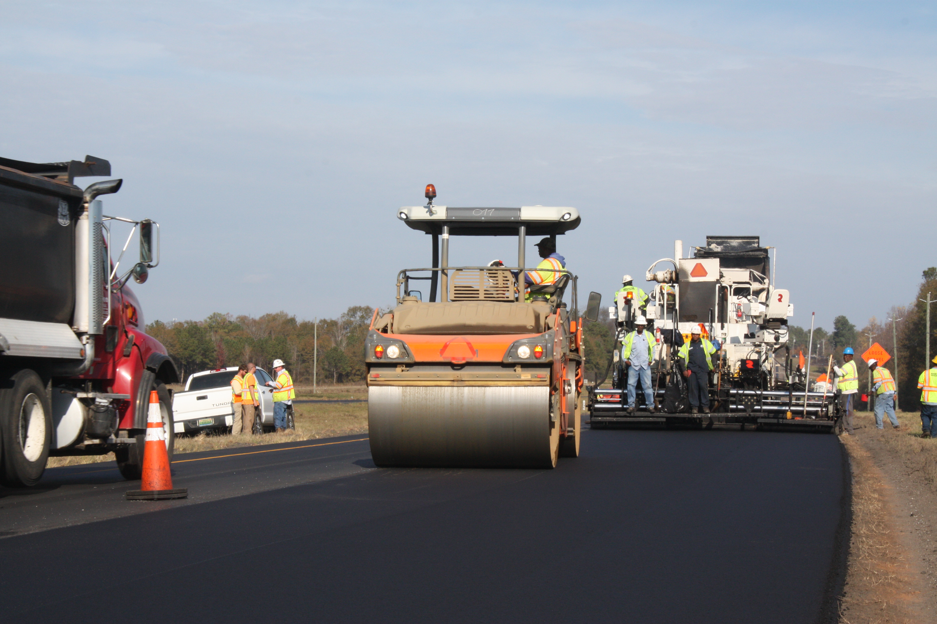 Midsouth Paving Inc. places experimental hot mix on section of US Route 431 in collaboration with Alabama DOT and National Center for Asphalt Technology.