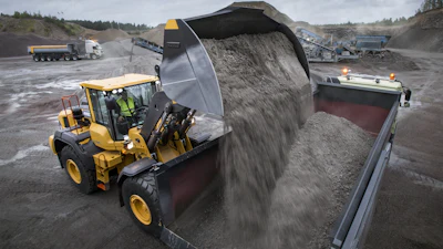 Volvo redesigned its rehandling buckets in 2016 to deliver an increase in fuel efficiency due to the faster fill rate and reduced spillage.