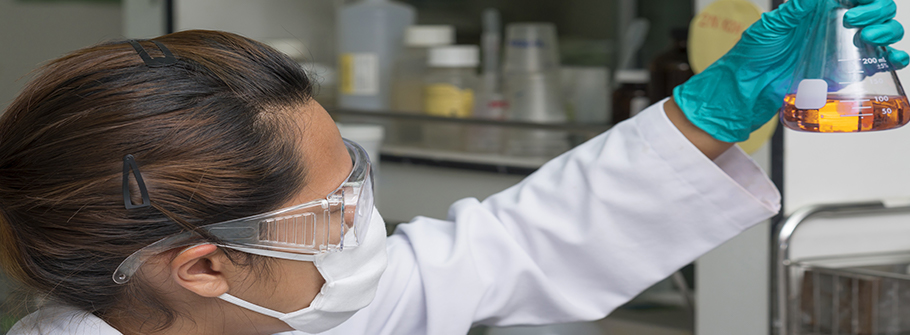 Collecting oil samples is not as easy as it sounds, and construction companies need to recognize the importance of good sampling practices.