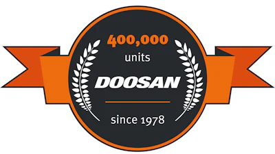 Doosan 400000 Units Logo 2018