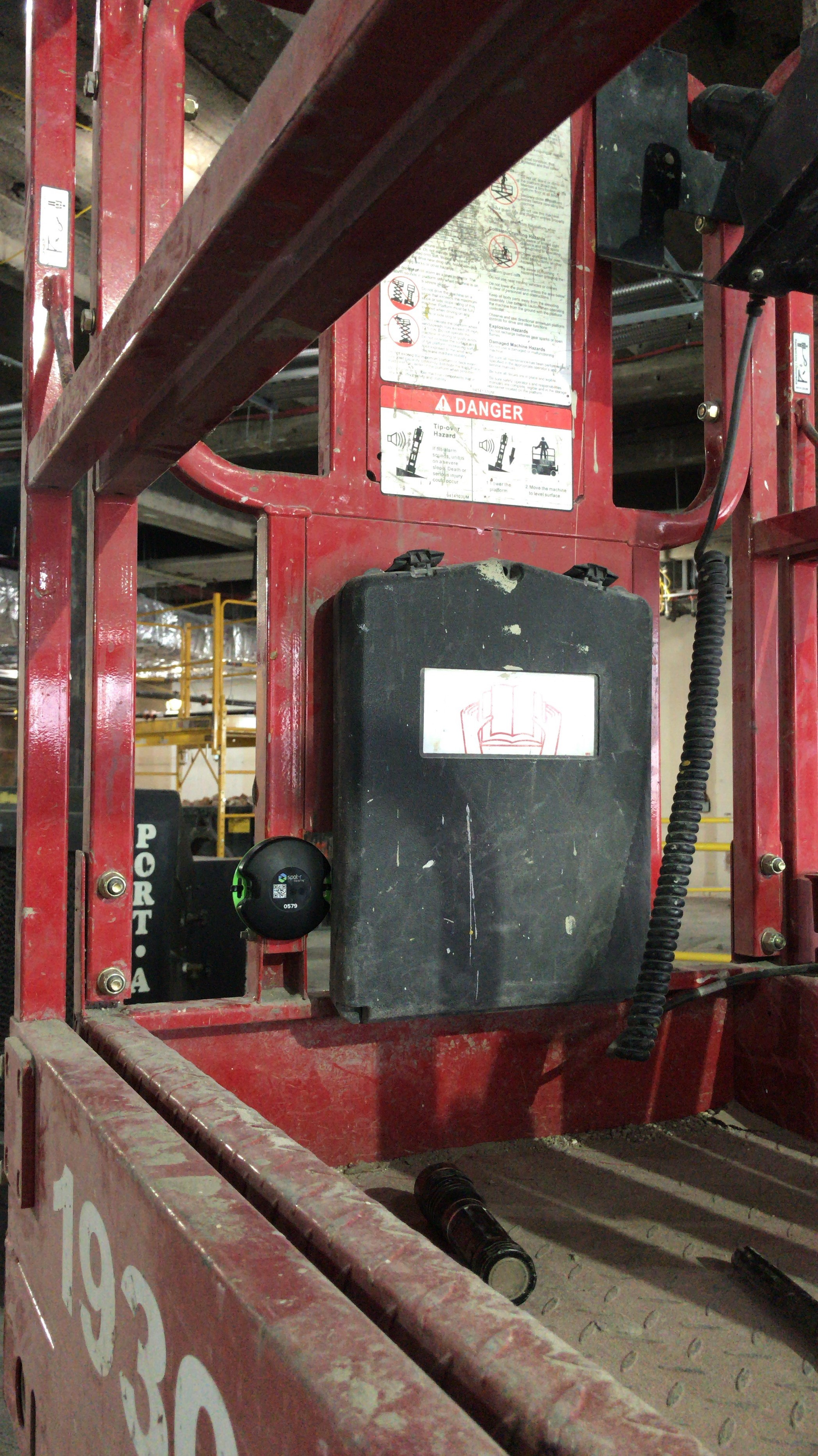 Triax Technologies Spot R Equip Tag3
