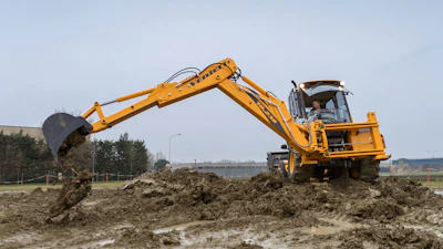 Ams Venieri 10 23 D Articulated Backhoe 4
