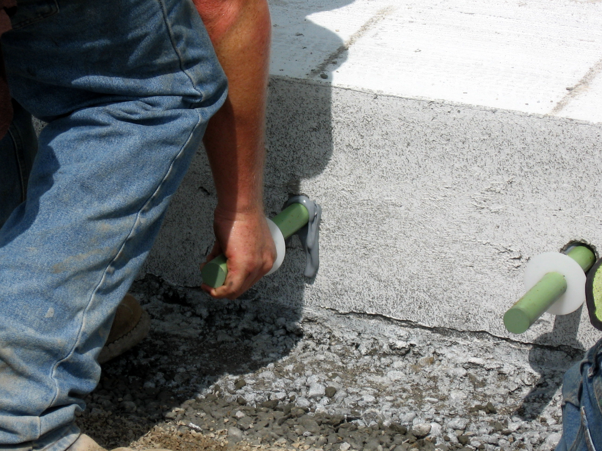 Airport Paving 2010 015
