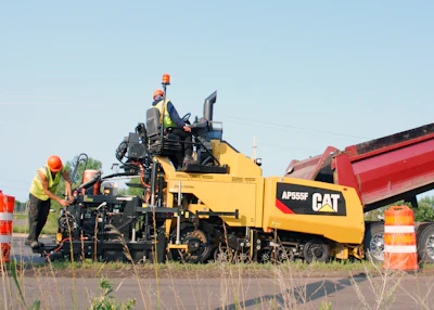 Cat Ap555 F