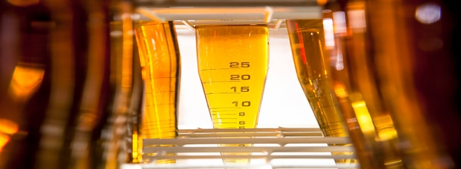 Monitoring your in-service oil is the first step toward identifying and mitigating any potential contamination problems lurking in your equipment’s oil.
