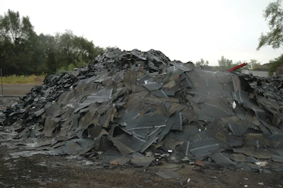 The revised shingles in asphalt publication includes new research finds and best practices that can help in ensuring mixes with reclaimed asphalt shingles are designed and produced properly.