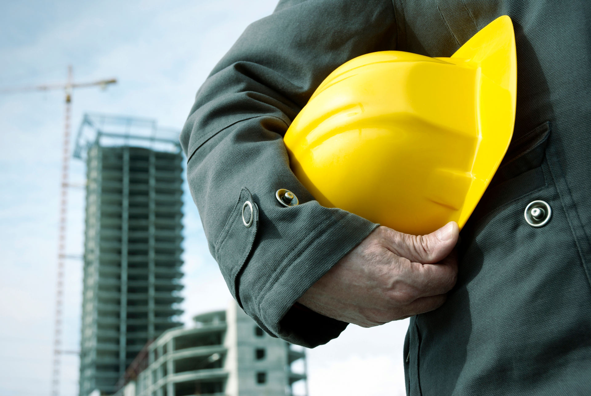 Construction Worker Hard Hat Istock Gettyimages 000003120476