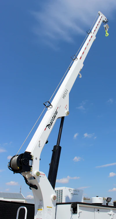 Maintainer H8524 Service Crane