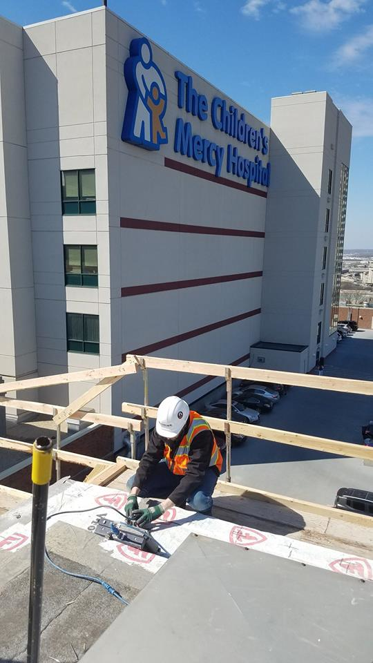 Choosing the right antenna for your GPR depends on multiple factors including how deep you want to scan, what you are scanning through and customer expectations.