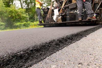 Test projects in India and the United Kingdom of asphalt roads containing recycled plastic have demonstrated better wear resistance when compared to regular asphalt concrete pavement. The Texas project was the first in the U.S. and the Michigan projects were the first public asphalt roads.