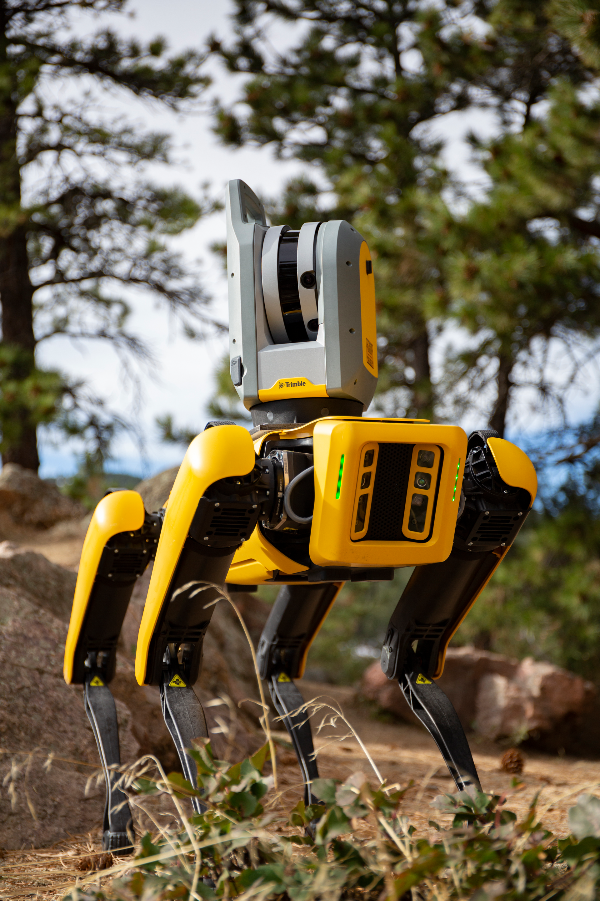 Boston Dynamics' Spot Robot with a Trimble X7 3D Laser Scanning System, a high-speed laser scanner with integrated imaging, automatic calibration and registration technologies as well as survey-grade self-levelling.
