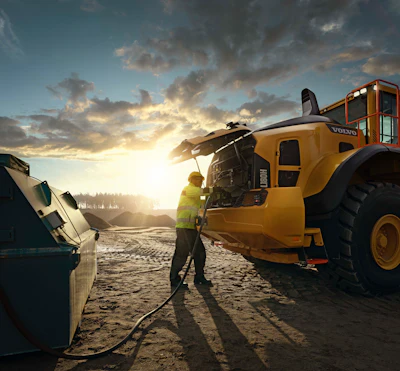 Automatically tracking operating costs, such as diesel fuel and DEF usage, provides a much more realistic picture of the TCO, helping you to make more informed decisions.