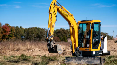 Cummins is supplying its BM4.4E flexible battery modules for use in the electric mini excavator it is jointly developing with Hyundai Construction Equipment.