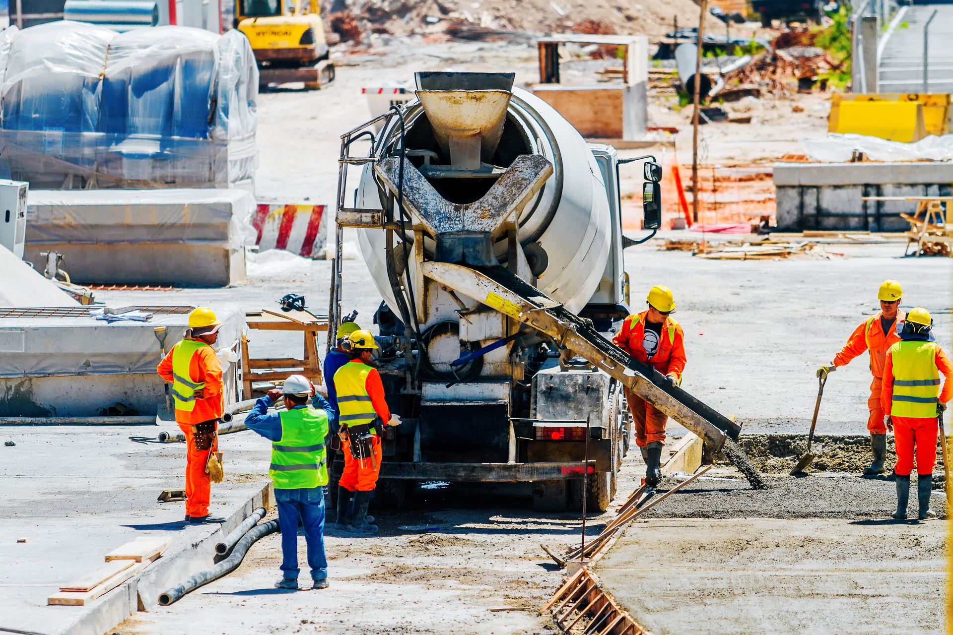 Ready Mix Concrete Truck Getty Images 885457834