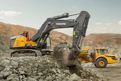 The new 950F excavator is available with various boom and arm configurations to meet individual application needs.