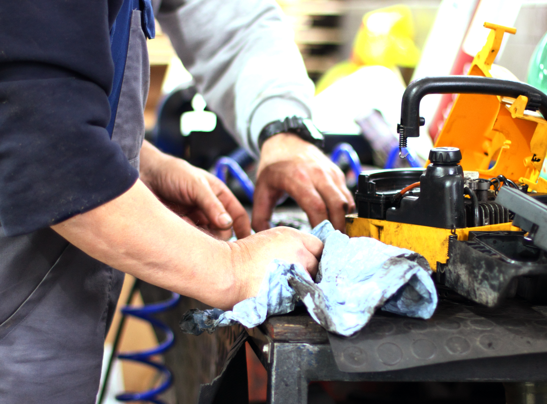 In the construction industry, small engine mechanics may work on generators, construction equipment and tools such as chainsaws.
