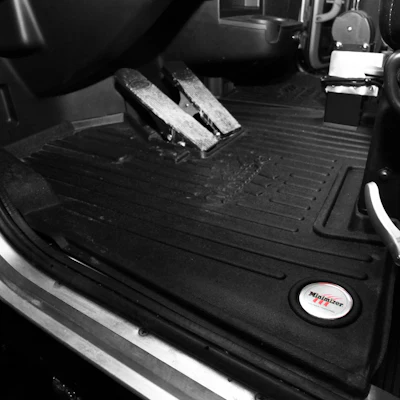 Minimizer Peterbuilt Floor Mats