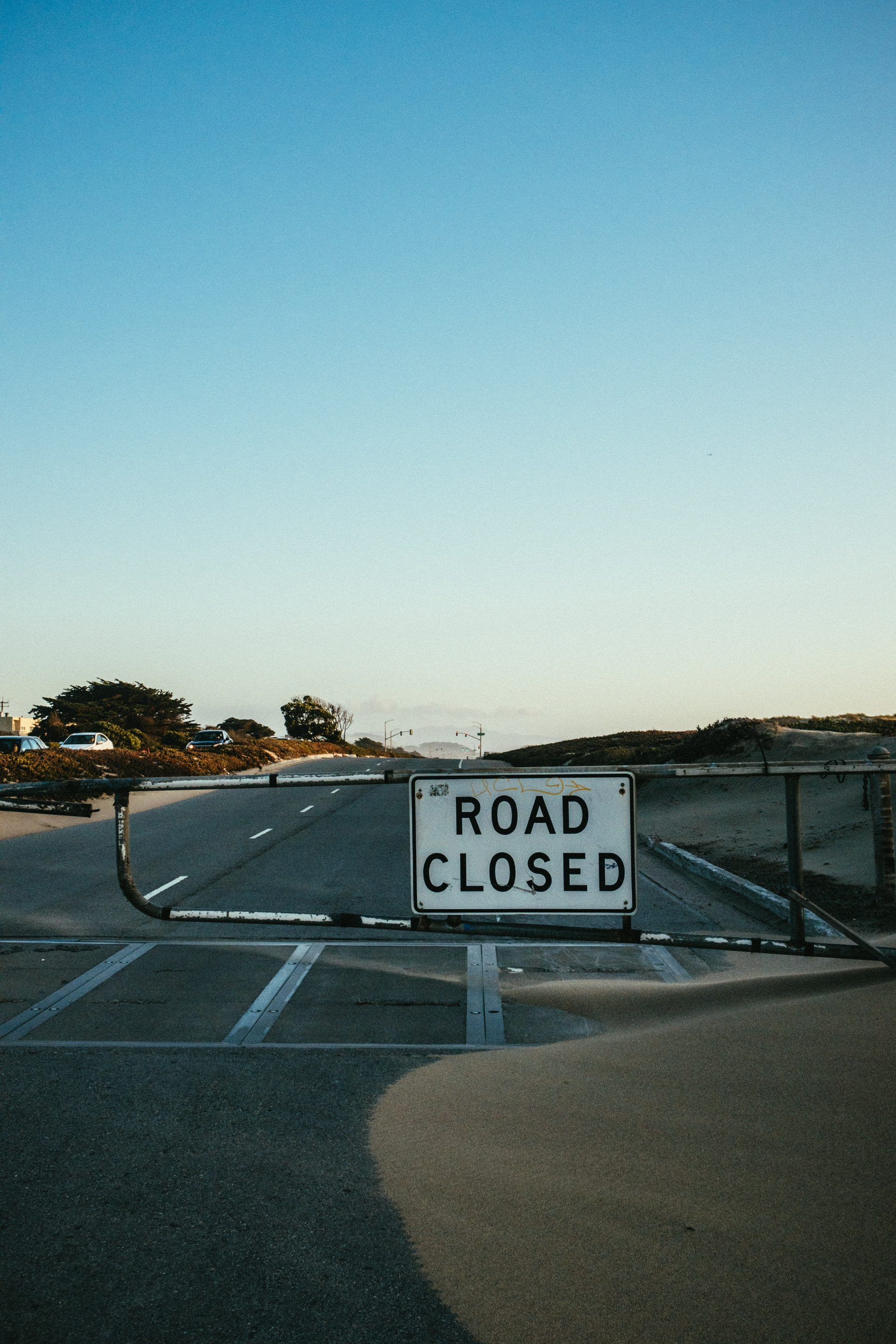 Road Closed Signage 3009957